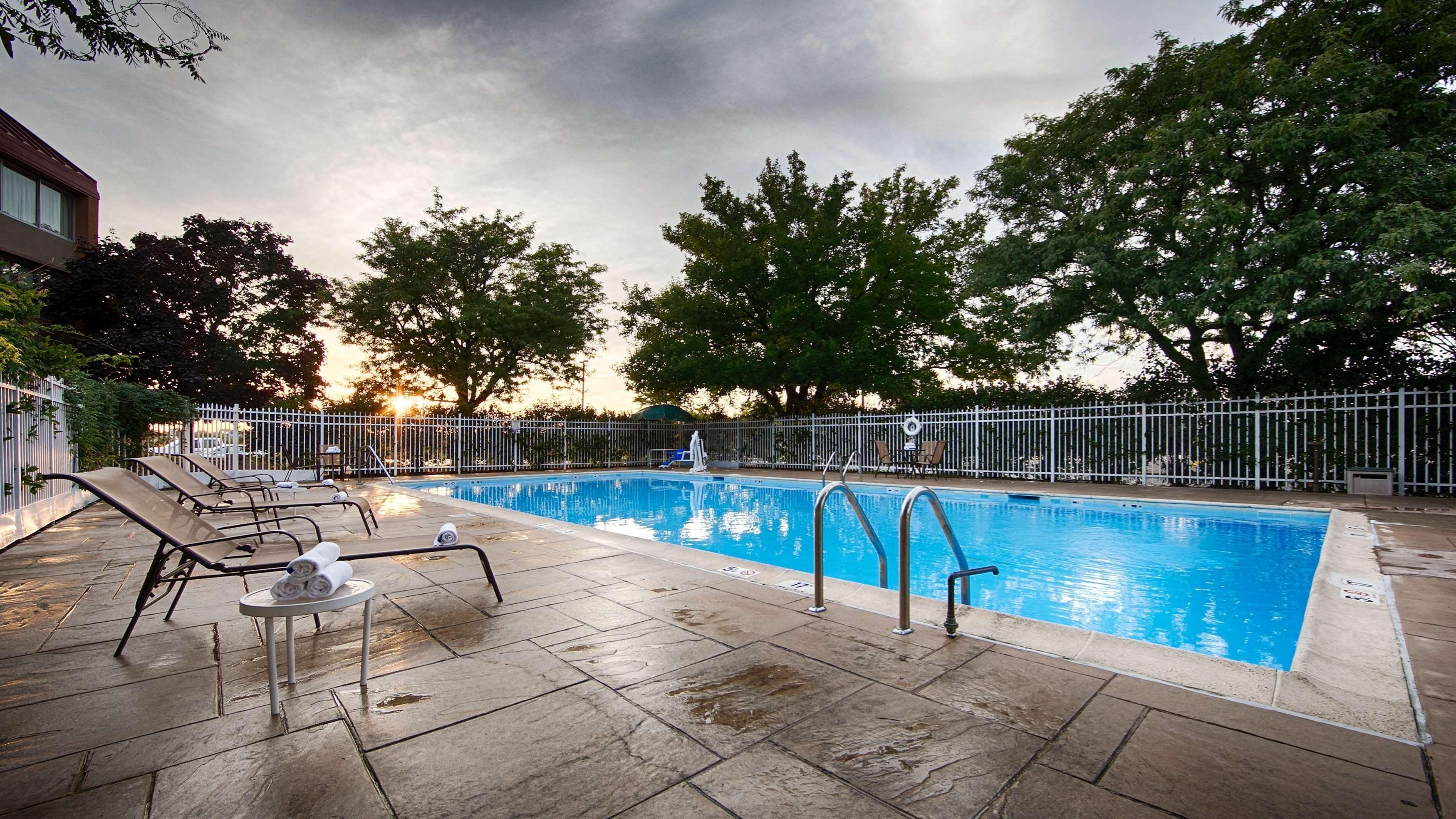 Best Western Plus Chicago Hillside Zewnętrze zdjęcie